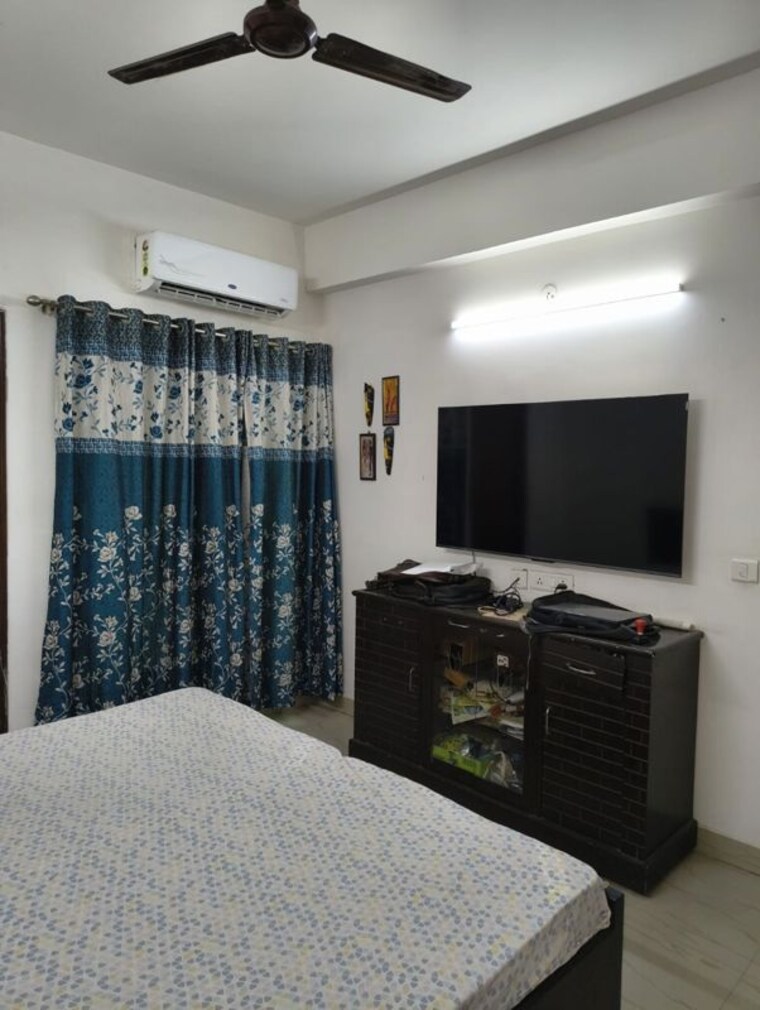 Bedroom, nimbus-the-golden-palm 2 Bedroom 1085 Sq.Ft. Apartment In Sector 168 Noida 10788070