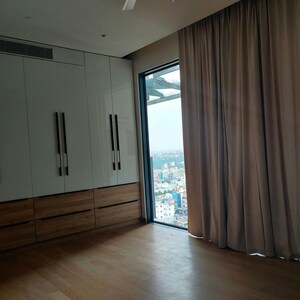Room in 3 BHK Apartment at Embassy Lake Terrace, Hebbal – for Rent