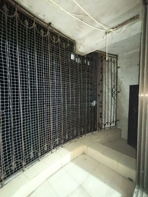 Bathroom in 2 BHK Apartment at Romell Empress, Borivali West – for Rent