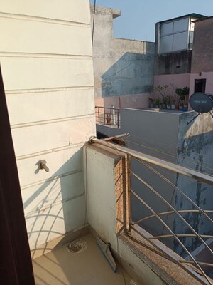 Balcony in 1 BHK Builder Floor at Uttam Nagar – for Rent