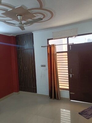 Room in 1 BHK Builder Floor at Uttam Nagar – for Rent