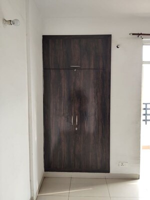 Furnished Amenities in Studio Apartment at Stellar Mi Citihomes, Omicron Iii Greater Noida – for Sale