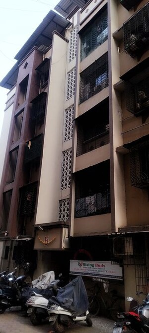  Apartment For Sale in Vijay Park
