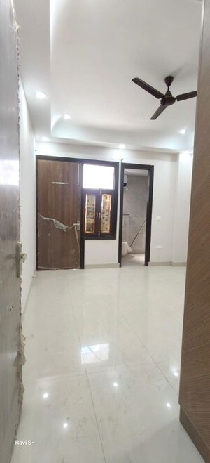 Room in 2 BHK Builder Floor at Sector 19 Dwarka – for Rent