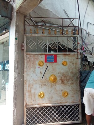  Builder Floor For Sale in Ulubari