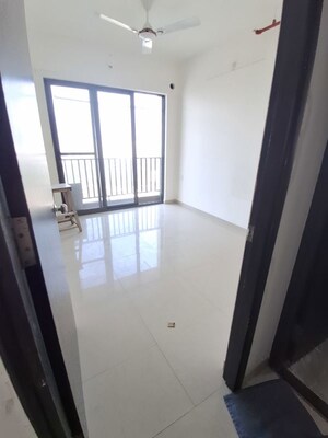 Furnished Amenities in 1 BHK Apartment at Shapoorji Pallonji Joyville, Virar West – for Rent