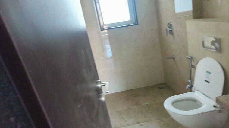 Bathroom, kolte-patil-alora 2 Bedroom 738 Sq.Ft. Apartment In Santacruz East Mumbai 10788242