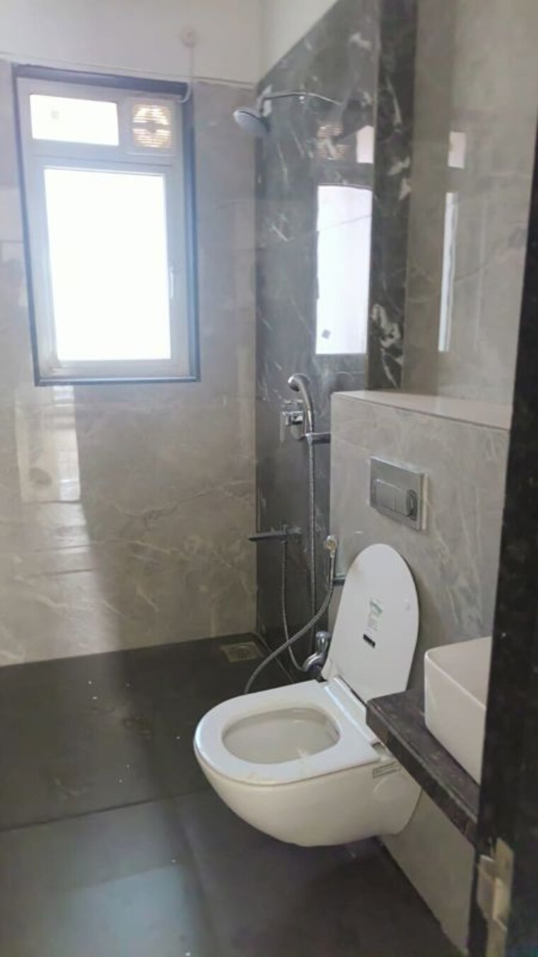 Bathroom, kolte-patil-alora 2 Bedroom 738 Sq.Ft. Apartment In Santacruz East Mumbai 10788242