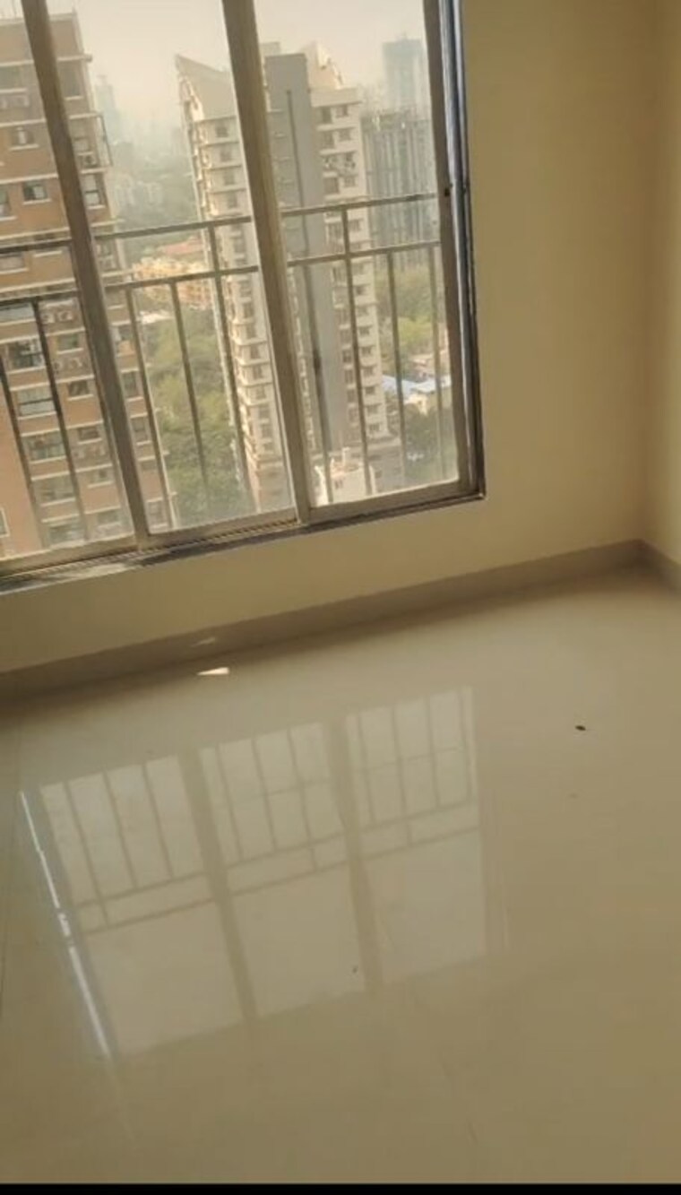 Room, rehmat-building-dadar-east 1 Bedroom 450 Sq.Ft. Apartment In Dadar East Mumbai 10788273