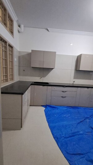 Staircase in 3 BHK Builder Floor at Jp Nagar – for Rent