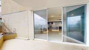 Room in 5 BHK Apartment at Brigade Exotica, Old Madras Road – for Sale