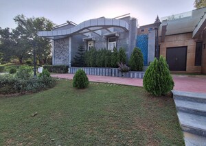 4 BHK Villa For Sale in DLF Atria, Dlf Phase ii
