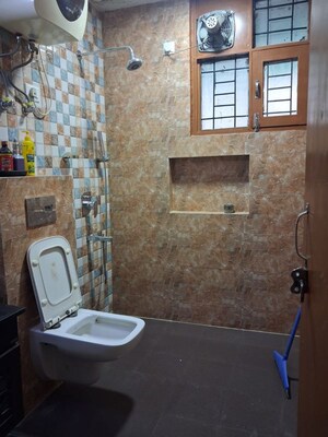 Bathroom in 3 BHK Builder Floor at Unitech South City II, Sector 50 – for Rent