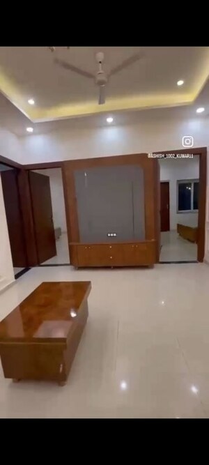 Room in 3 BHK Independent House at Omaxe NRI City Plots, Omega Ii Greater Noida – for Rent