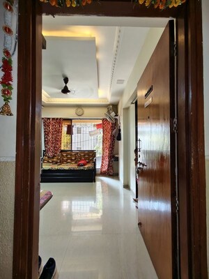 Furnished Amenities in 1.5 BHK Apartment at Babhai Naka – for Sale