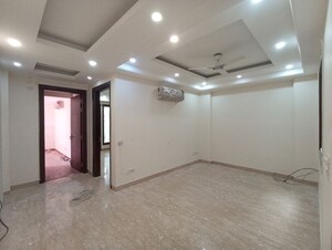 Dining area in 4 BHK Builder Floor at Greater Kailash – for Rent