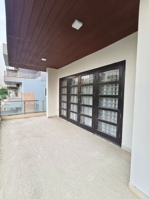 Balcony in 3 BHK Builder Floor at Sector 45 – for Rent