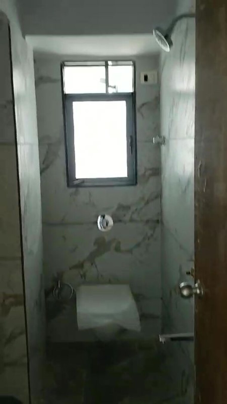 Bathroom, rishabh-sadhana 2 Bedroom 653 Sq.Ft. Apartment In Borivali East Mumbai 10788349