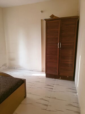 Room in 1 BHK Apartment at Royal Palms Garden View, Goregaon East – for Rent