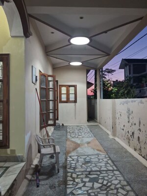 Living Room in 2 BHK Independent House at Shimla Road – for Rent