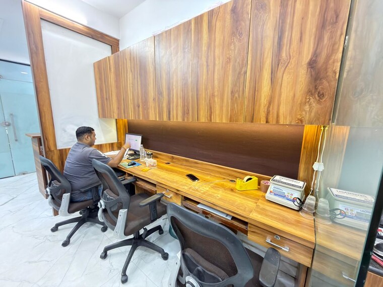Gym, netaji subhash place Commercial Office Space 598 Sq.Ft. In Netaji Subhash Place Delhi 10788475