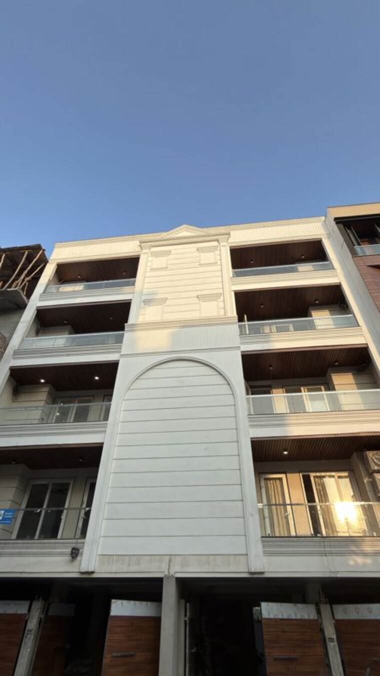 Exterior View, bptp-district-3 3 Bedroom 180 Sq.Yd. Builder Floor In Sector 85 Faridabad 10788478