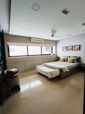 4 BHK Penthouse For Sale in Hindu Colony
