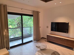 Room in 2 BHK Builder Floor at Green Park – for Rent