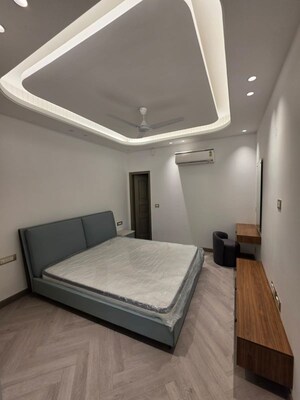 Bedroom in 2 BHK Builder Floor at Green Park – for Rent