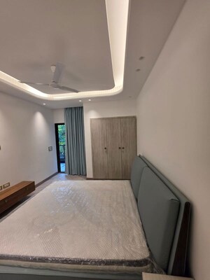 Bedroom in 2 BHK Builder Floor at Green Park – for Rent