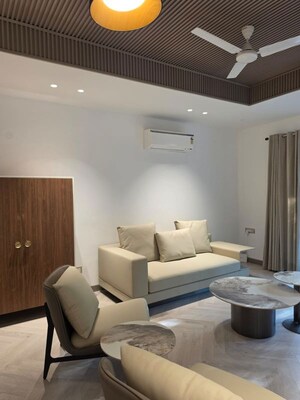Living Room in 2 BHK Builder Floor at Green Park – for Rent