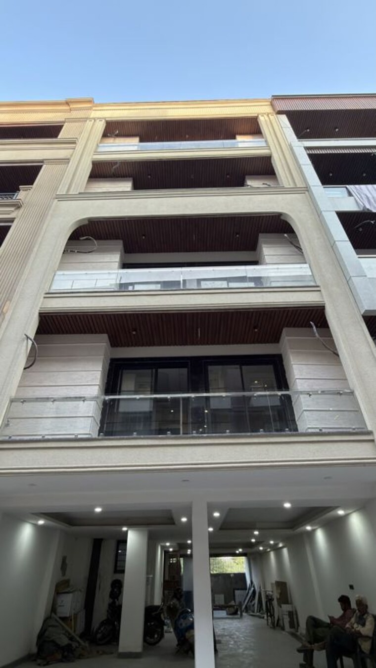 Exterior View, bptp-district-3 3 Bedroom 180 Sq.Yd. Builder Floor In Sector 85 Faridabad 10788573