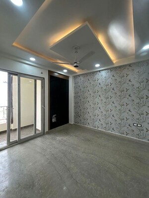 Room in 4 BHK Builder Floor at Vasundhara Sector 13 – for Sale