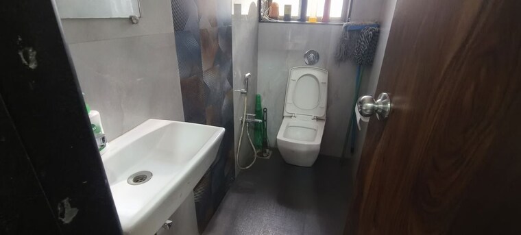Bathroom, gundecha-onclave Commercial Office Space 622 Sq.Ft. In Andheri East Mumbai 10788714
