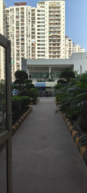 3 BHK Apartment – Exterior View View at Antriksh Golf View, Sector 78 - for Rent