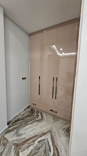 Furnished Amenities in 2 BHK Builder Floor at Sector 40 – for Rent