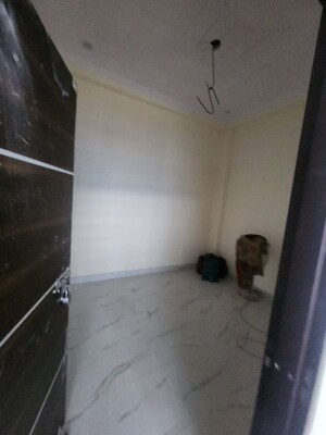 Furnished Amenities in 5 BHK Independent House at Anand Residency Gurgaon, Laxman Vihar – for Sale