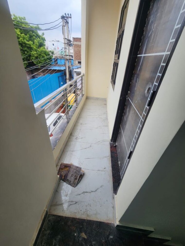 Balcony, anand-residency-gurgaon 5 Bedroom 650 Sq.Ft. Independent House In Laxman Vihar Gurgaon 10788849