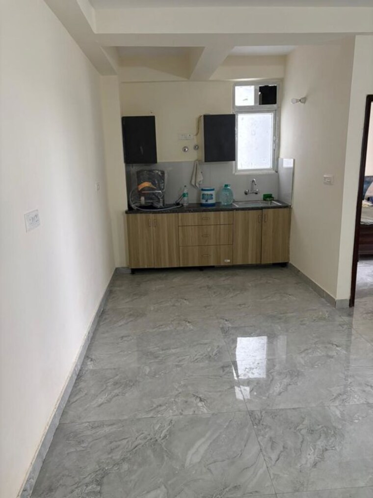 Kitchen, phi iii greater noida 1.5 Bedroom 120 Sq.Mt. Independent House In Phi Iii Greater Noida Greater Noida 10788851