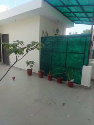 Living Room in 1 BHK Builder Floor at Saket – for Rent