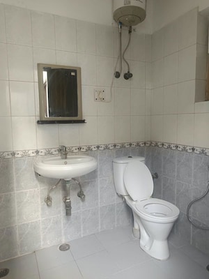 Bathroom in 1 BHK Builder Floor at Saket – for Rent