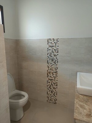 Bathroom in 1 BHK Builder Floor at Saket – for Rent