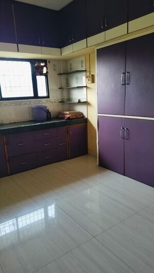 Kitchen in 3 BHK Apartment at Nageshwarwadi – for Rent