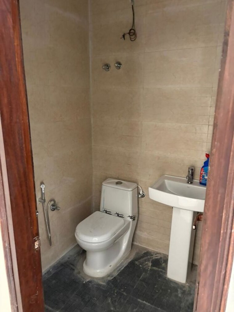 Bathroom, ifs-villas 2 Bedroom 750 Sq.Mt. Independent House In Chi Ii Greater Noida Greater Noida 10788888