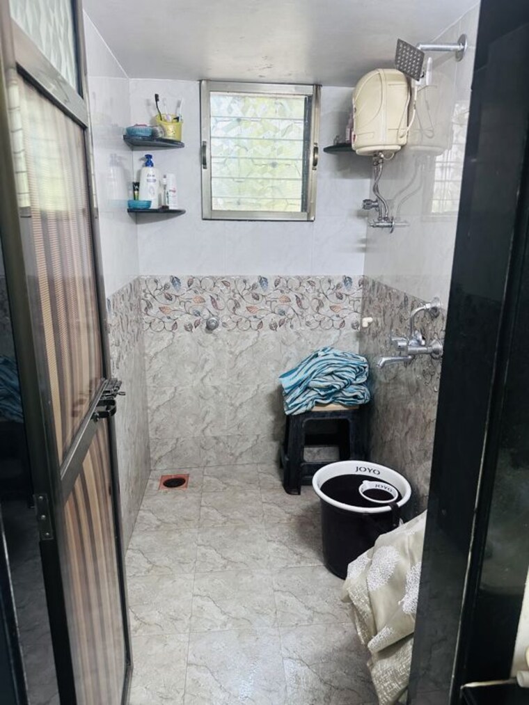 Bathroom, runwal-plaza 1 Bedroom 575 Sq.Ft. Apartment In Vartak Nagar Thane 10788889