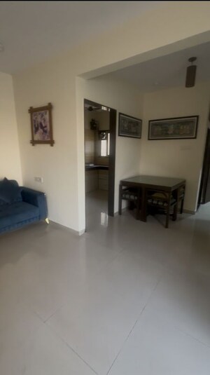 2 BHK Apartment For Rent in Dosti Group Maitri Gardens, Oswal Park
