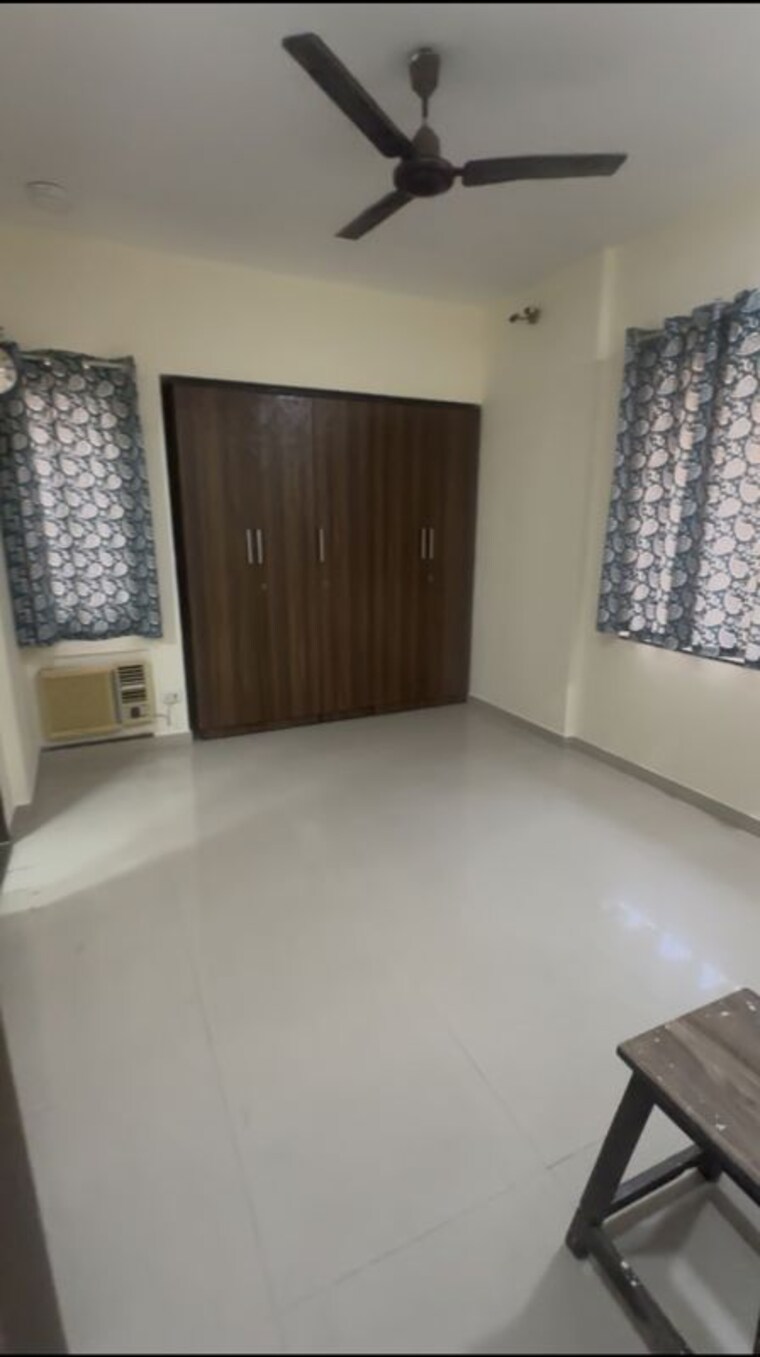 Room, dosti-group-maitri-gardens 2 Bedroom 875 Sq.Ft. Apartment In Oswal Park Thane 10788923
