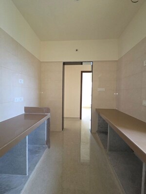 Building Lobby in 3 BHK Apartment at Sheth Montana, Mulund West – for Sale