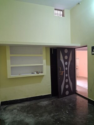 Furnished Amenities in 2 BHK Builder Floor at Shivaji Puram – for Rent