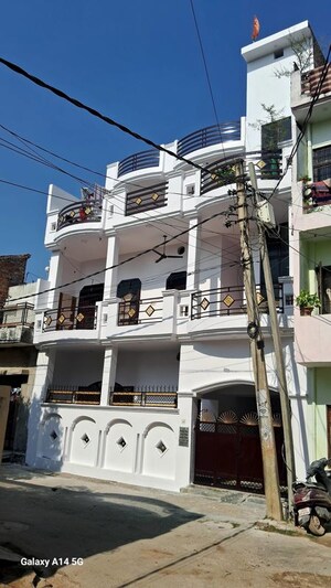 2 BHK Builder Floor For Rent in Shivaji Puram